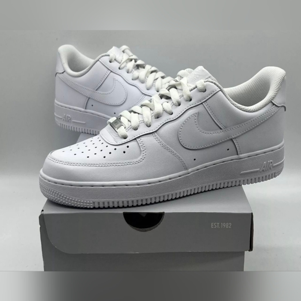 New Women's Nike Air Force One AF1 All White Triple White